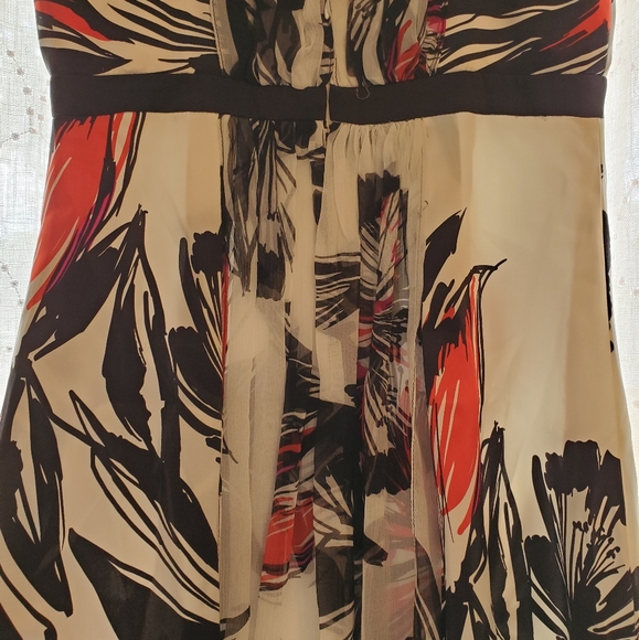 Dress - Picture 1 of 2